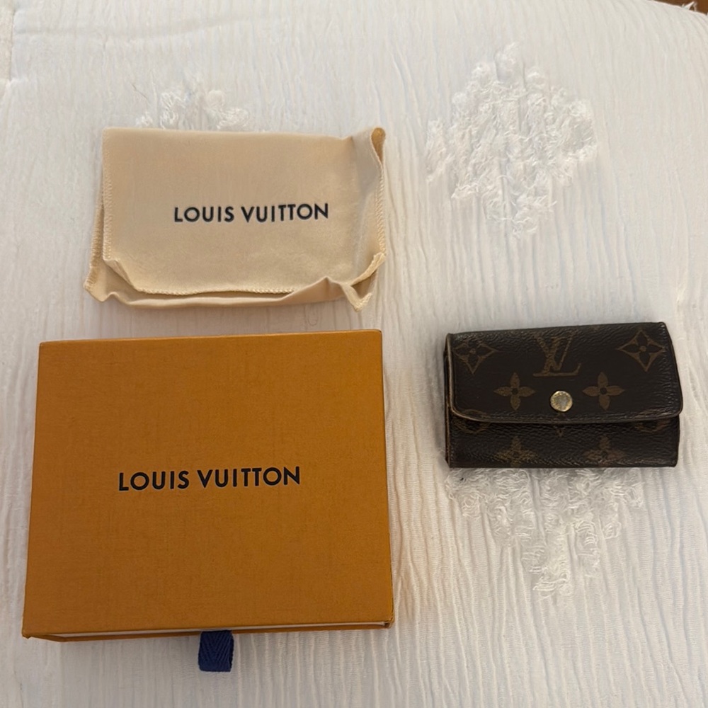 Louis Vuitton Monogram Key Holder